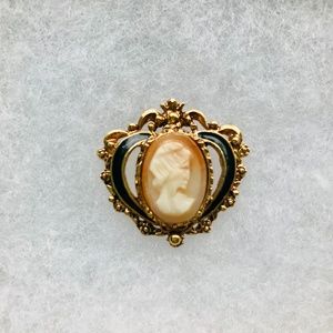 Vintage Florenza Cameo Brooch - AS IS